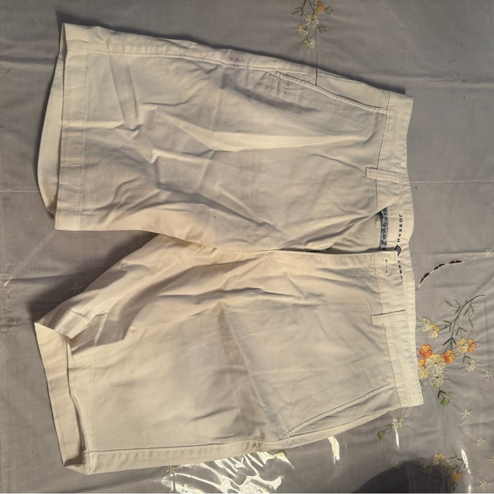 Joseph Abboud Cream Cargo Shorts